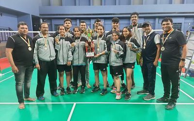 TN shuttlers claim junior mixed team title