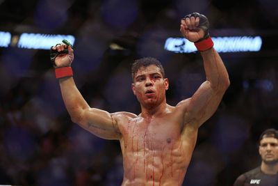 Paulo Costa wants Robert Whittaker for final fight on UFC deal: ‘I hope he doesn’t change divisions before then’