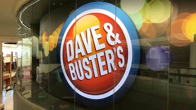 PLAY Stock Falls Below Buy Point On Dave & Buster's Earnings Miss