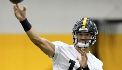 Steelers name Mitch Trubisky starting QB