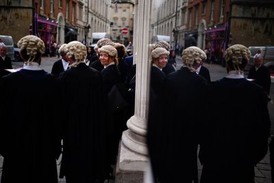 Barristers on strike ready and willing to meet with new justice secretary, MPs told