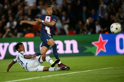 Lethal Mbappe gets PSG off to flying start in Champions League