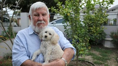 Former WA teacher apologises for not speaking up about Carmelite Father Damian Barker