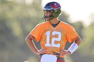 Brady's return puts Bucs in spotlight as NFL season kicks off