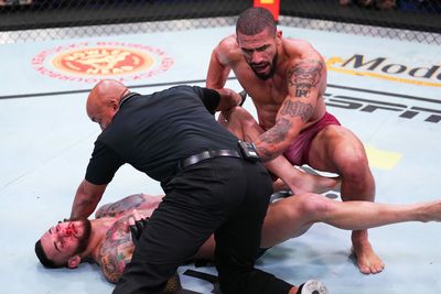 Video: UFC hopeful Vitor Petrino clobbers Rodolfo Bellato to end DWCS slugfest with a bang