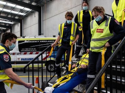 Vic coalition pledge to pay ambo rego fees