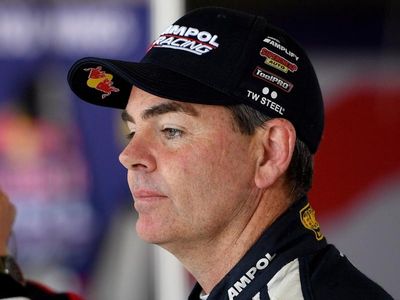 Lowndes makes more history at Bathurst