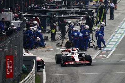 Steiner: Haas has to “swallow the frog” after pitstop disasters