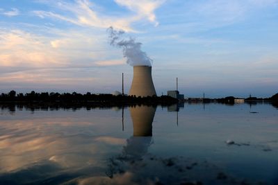 Germany needs legislative reform to keep nuclear plants on standby - environment ministry