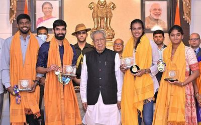 Andhra Pradesh Governor felicitates sportspersons who won medals in international games