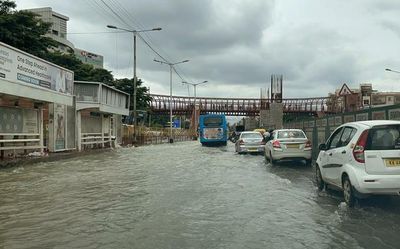Govt promises to solve IT corridor problems before next monsoon