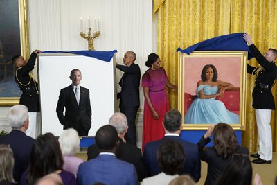 Barack and Michelle Obama unveil new White House portraits
