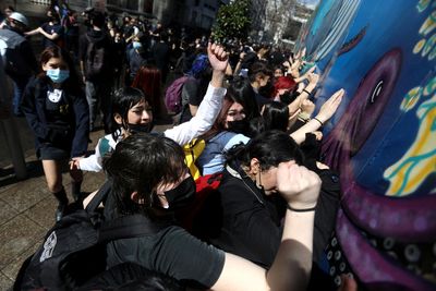 Chile students disrupt metro with protests in wake of constitution defeat