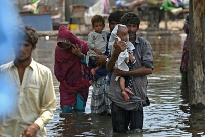 Women forced to stay in flooded Pakistan village as 'matter of honour'