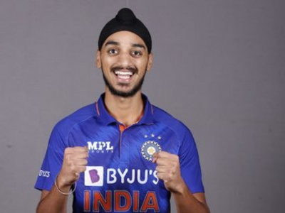 Takeaways from Indian pacer Arshdeep's father's take on trolls abusing his son for dropping a catch