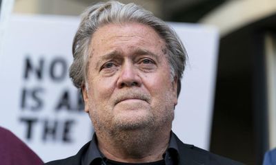 Steve Bannon charged with money laundering and conspiracy in New York