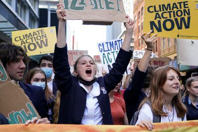 Australia passes a law for net zero emissions by 2050