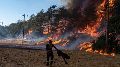 More than 1,000 Evacuated as Türkiye Battles Wildfire