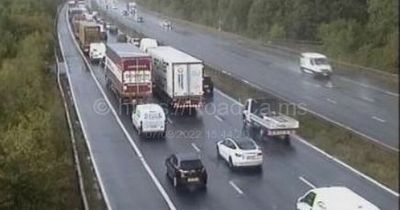 Man dies in crash with barrier on M1 between junction 20 and junction 21