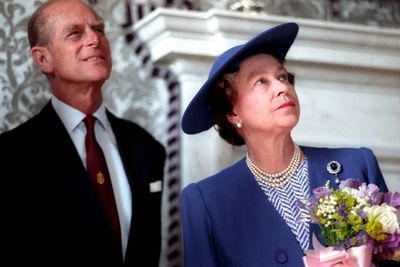 Queen Elizabeth dies at 96, ending an era for Britain