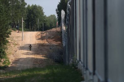 Poland joins Baltic states on new limits to entry of Russian nationals