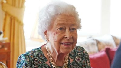 Queen Elizabeth: British royal family travel to Balmoral to be at monarch’s bedside