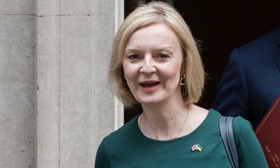 Liz Truss reveals campaign donation of £100,000 from wife of ex-BP executive