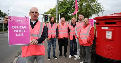 Paisley Royal Mail workers stage fresh strike action over pay dispute