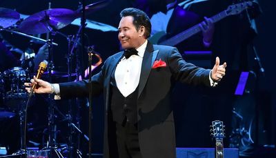 Wayne Newton enjoying a more ‘up-close’ vibe in his new show
