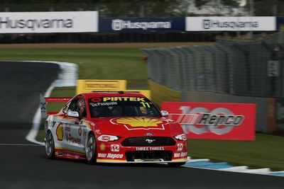 Auckland Supercars: De Pasquale tops Friday practice