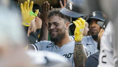 White Sox pound Athletics from the get-go, slug 5 homers in 14-2 win
