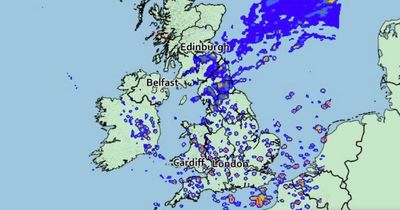 UK weather forecast: Heavy showers and thunderstorms before 22C highs on Saturday