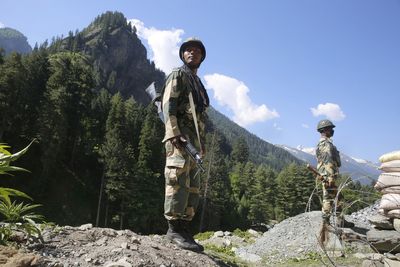 Indian, Chinese troops pull back from western Himalayan area