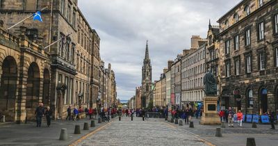 Queen Elizabeth II: Edinburgh Council close major roads as monarch to arrive in capital