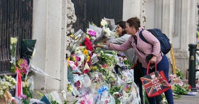 What will happen to the flowers left for Queen Elizabeth II