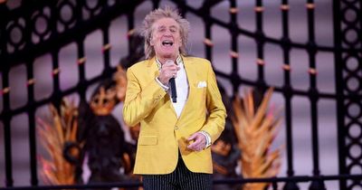 Sir Rod Stewart pays tribute to Queen as he mourns loss of brother in same week