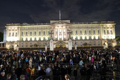 Period of royal mourning to be observed until seven days after Queen’s funeral