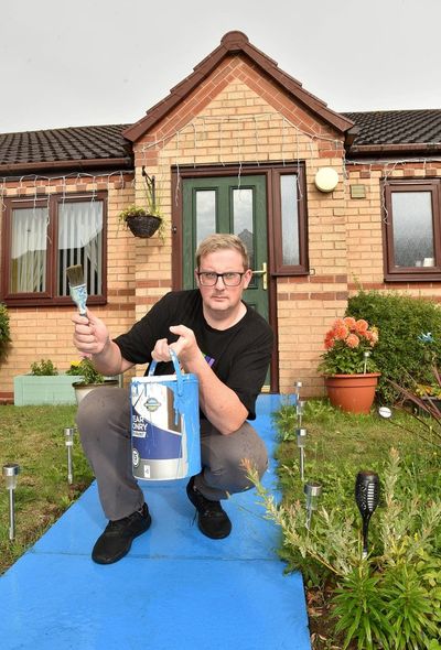 Man’s fury after council orders him to repaint patriotic garden path a “dull grey”