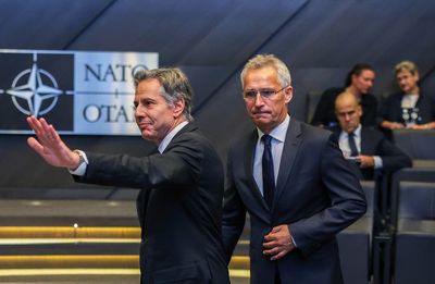 US, NATO note Ukraine army gains but see war dragging on