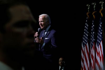 Biden says he will attend Queen Elizabeth's funeral