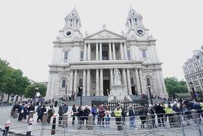 Mourners share memories of meeting ‘Queen of the world’ in queue at St Paul’s