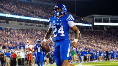 Report: Kentucky RB Remains Sidelined While Awaiting NCAA Ruling