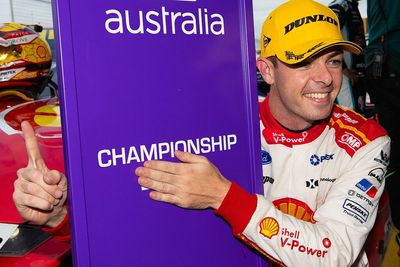 McLaughlin set to return to Supercars paddock