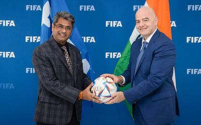 Infantino, Chaubey discuss infrastructure, grassroots, women's football development in India