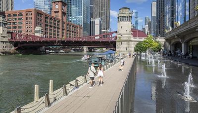 Downtown casino plan has a surprising ally: Chicago River lovers