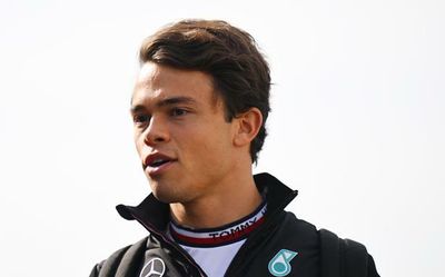 Italian GP 2022 | De Vries makes F1 debut after Albon is taken ill