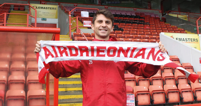 Former Rangers midfielder joins Airdrieonians