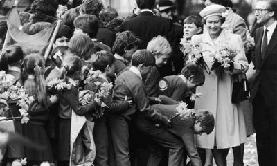 From the archive: Katharine Whitehorn on the Queen at 60, 1986