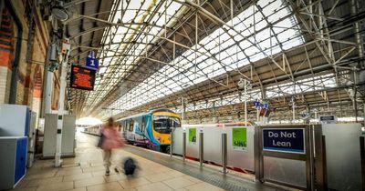 Rail line blocked and delays between Manchester Piccadilly and Manchester Airport