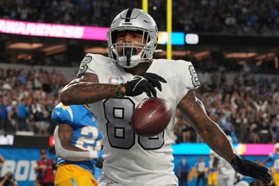 Darren Waller, Raiders agree to 3-year, $51 million extension